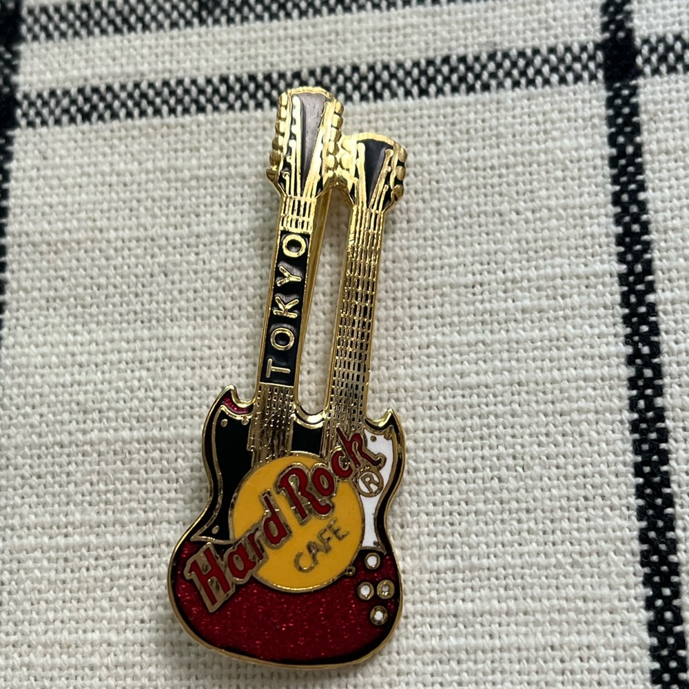 Set of 2 Hard Rock Cafe Tokyo Collector Pins
1980s